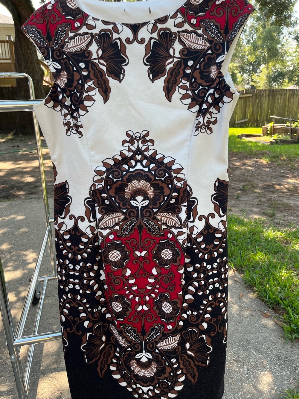 Source Unknown White Dress with Red & Brown Floral Medallion Print